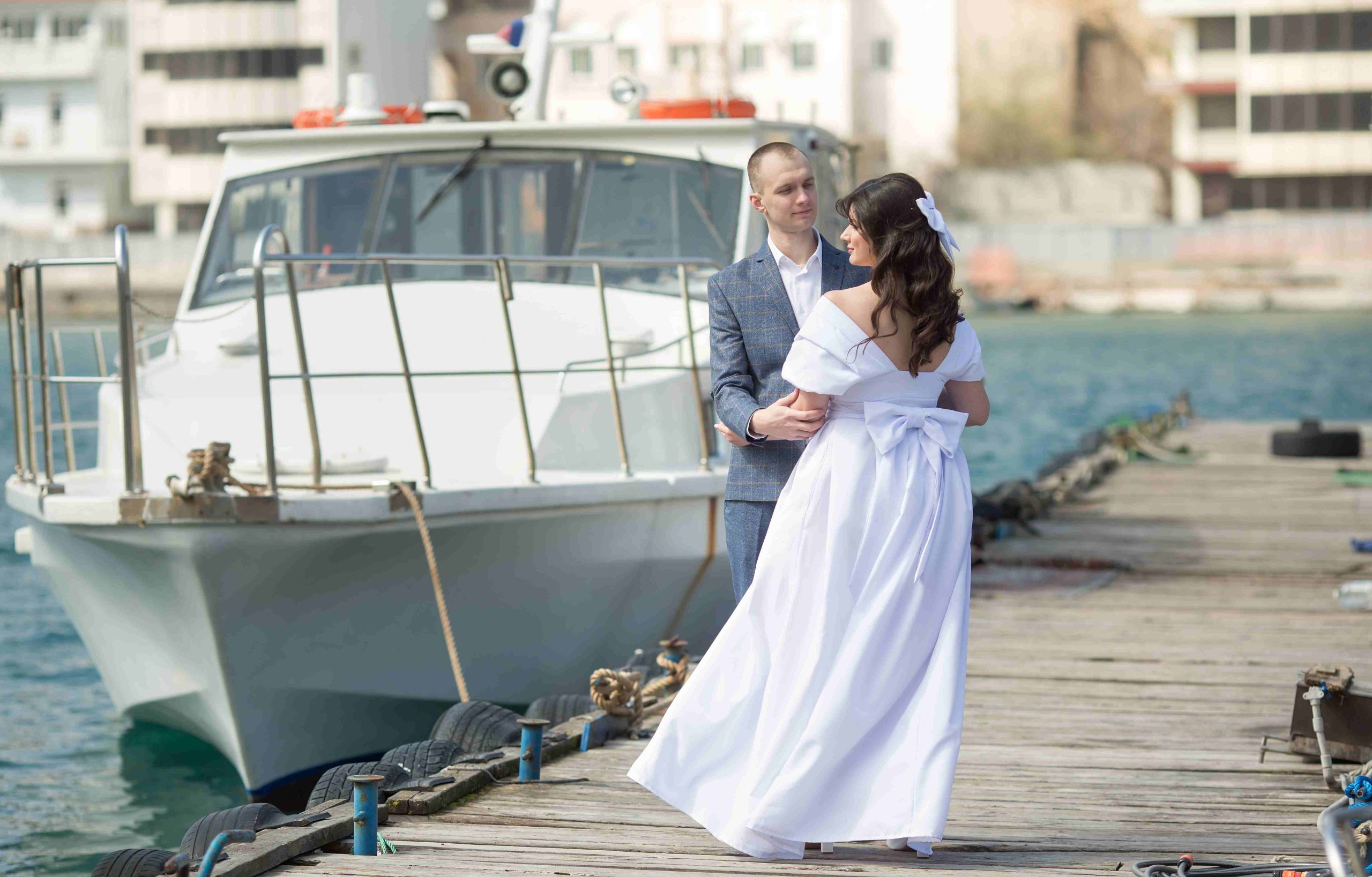 Wedding Photoshoots & Private Celebrations on a Luxury Yacht Charter in Dubai: