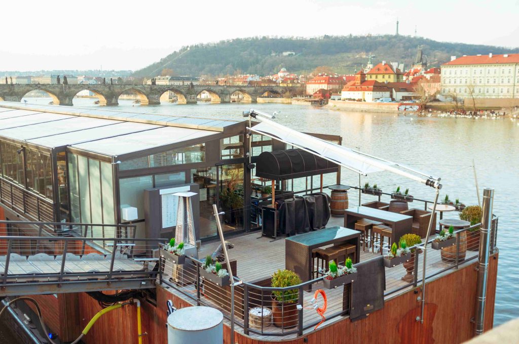 Wedding Photoshoots & Private Celebrations on a Luxury Yacht Charter in Dubai: